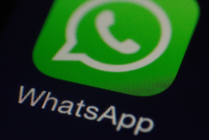 Whatsapp e Messanger, perché non utilizzarli per mandare foto da uno Smartphone all’altro?