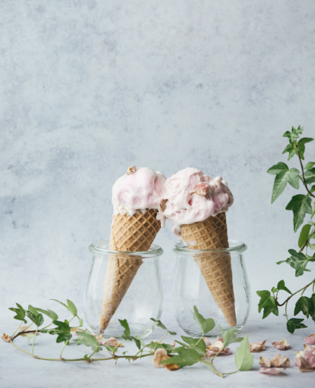 Food photography di due coni gelato