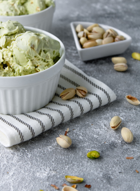 Food photography di gelato al pistacchio homemade