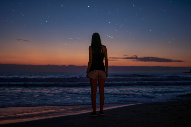 Silhouette sotto le stelle